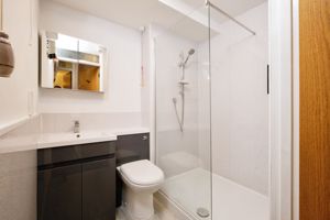 BATHROOM- click for photo gallery